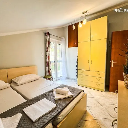 Sofia's Seafront House Apartment