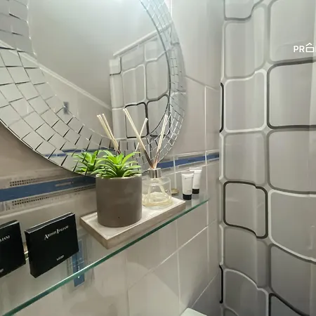 Sofia's Seafront House #propertly Apartament *