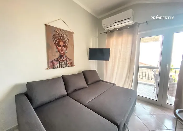 Sofia's Seafront House #propertly Apartament