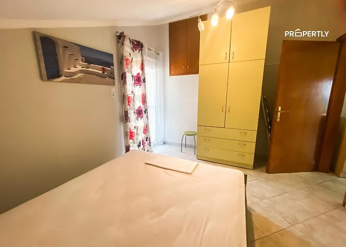 Sofia's Seafront House #propertly Apartament Vergia
